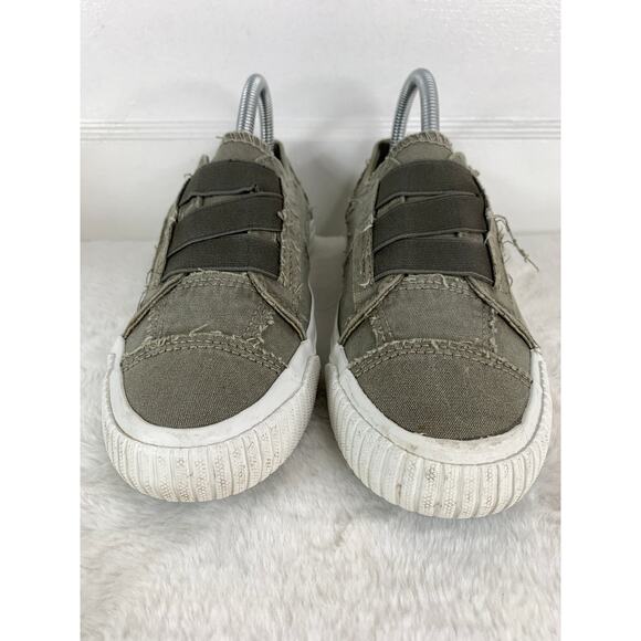 Blowfish Malibu Women's Marley Sweet Gray Washed Canvas Slip-On Sneakers Size 7 - Picture 2 of 8